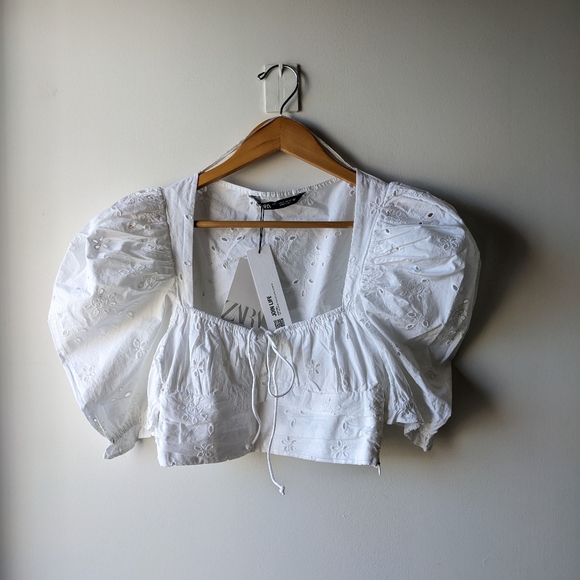 Zara Puffy Sleeves Embroidery Blouse - Picture 3 of 4